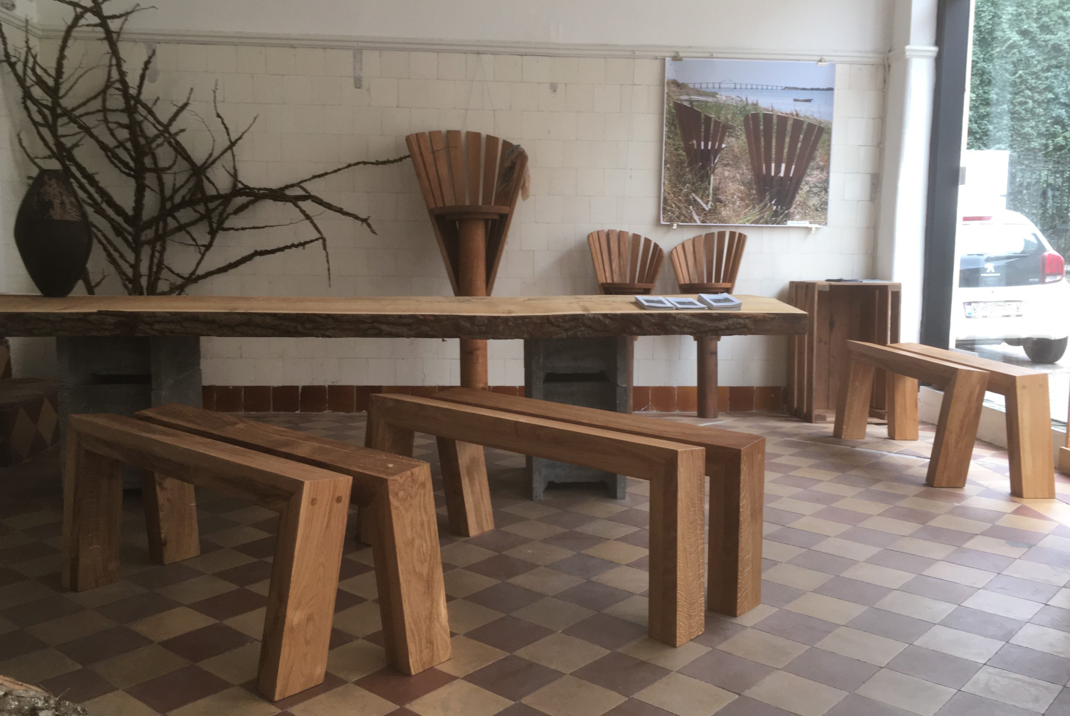 2 benches in showroom "Gangeren" wooden furniture